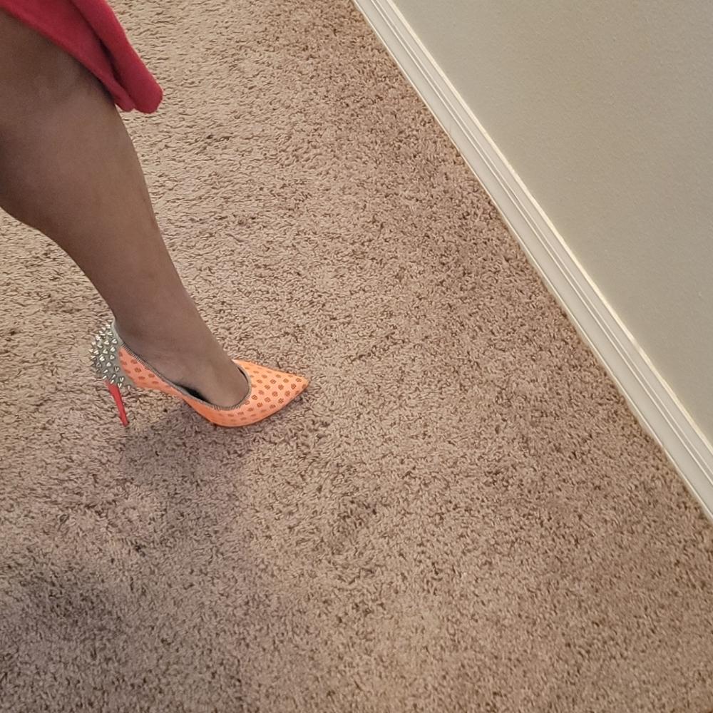 CL - Picture 3 of 3